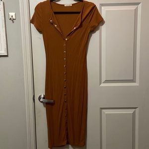 Long Middle Buttondown Dress
